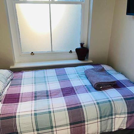 Bed For The Night, Close To Beach, Shops , Train St Leonards-on-Sea Extérieur photo